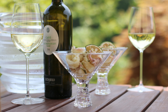イタリアワインを代表する辛口白ワイン ガヴィ にはカラマリフリット 公式 ワイングラスの名門ブランド Riedel リーデル